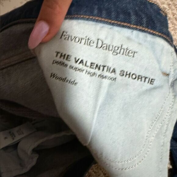 Favorite Daughter The Valentina Shortie Bootcut Jeans in Woodside- Size 24 - Picture 8 of 8